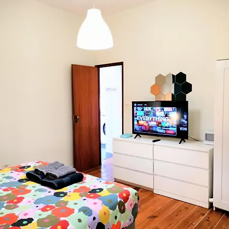 Tradicional Portuguese Apartamento *